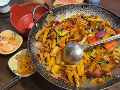 -富正毅三下锅·湘西韵味(天门山索道店)