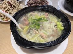 -闫家驴肉老店(华电一校店)