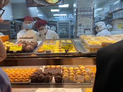 面包甜点陈列柜-鲍师傅糕点(观前街店)