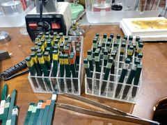 -十八字金·银饰·拼豆·开蚌DIY(魏公芳华里店)