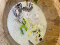 -滇香肴·云南菜蒸汽石锅鱼(云南北路店)