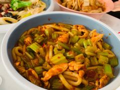 鸡肉炒米粉-董小西的凉皮和椒麻鸡(三元桥店)