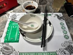 -禄婶鸡煲·打边炉