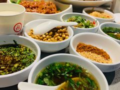 -海底捞火锅(宝龙广场夜宵主题店)