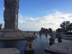 -亚龙湾中心广场