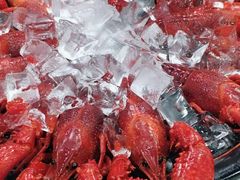 -虾弄弄海派小龙虾·牛羊蝎子火锅