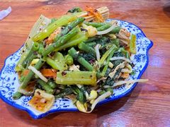 凉菜素拼-牛肉块扯面(新华街总店)