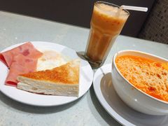 -香港新发烧腊茶餐厅(万象店)