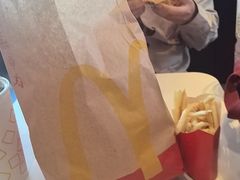 -麦当劳(健德桥得来速店)