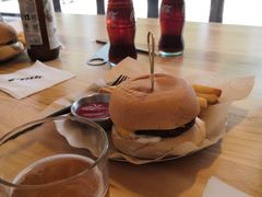 -J Create城市露营咖啡·简餐·宠物(上海动物园店)