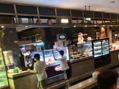 -半岛翡丽海鲜自助餐厅(观风亭店)