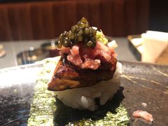-铭牛烧肉·和牛海鲜自助(高新月牙湖店)