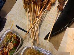 -何师烧烤·香辣蟹·川菜·30年老品牌(太古里旗舰店)