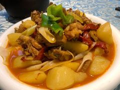 新疆大盘鸡-巴扎美食·新疆菜·西域歌舞表演餐厅(新疆大厦店)