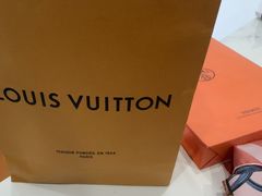 -聚云奢二手奢侈品黄金手表包包回收·中古店(三里屯总店)