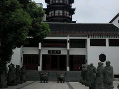 android_upload_pic-绳金塔