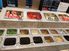 自助调料区-小王少龙火锅(沙南街店)