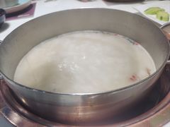 -洪氏嗨捞·猪肚鸡火锅(阳光天地店)