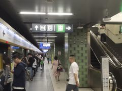 -白石桥南(地铁站)