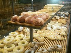 -焙丽拾光(麦凯乐直营店)