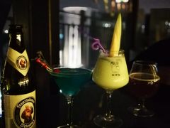 -顽啤熊·酒客酒馆(苏城夜景必选店)