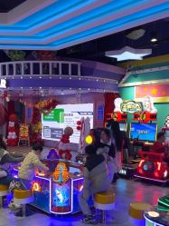 -LuckyStar幸运星家庭娱乐中心(东莞国贸店)