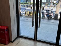 -瑞幸咖啡(凯德虹口龙之梦店)