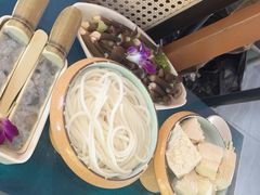 -鲜念蒸汽石锅鱼(红山6979店)