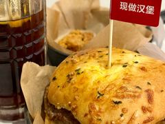 -必胜客(大悦城店)