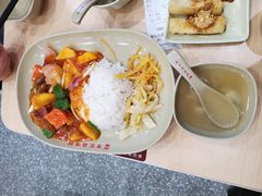 菠萝咕噜肉饭-百家鸡味馆(清泰店)
