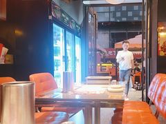 -威记烧嘢·南宁烧烤·超级生牛(绿地店)