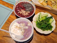 -八月美食小馆(银泰城总店)