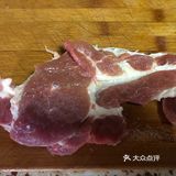 胖弯家庭版蒜苔炒肉丝，学会的第一道肉菜