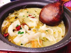 -周鱼小馆石锅酸菜鱼(活力汇店)