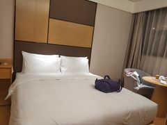 -全季酒店(上海徐家汇肇嘉浜路店)
