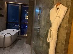 -重庆解放碑威斯汀酒店