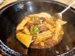 -万里闯关东铁锅炖菜馆(高新旗舰店)