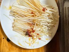 -宏兴烤鱼山庄(宣恩总店)