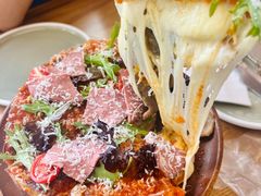 -Dragon Pizza•圆脸龙披萨·牛排餐厅