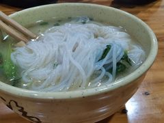 -老字号巴山酸菜米线(巴渝佳梦小区店)