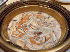 松茸汤底-余欢领鲜火锅(新街口店)
