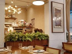 -Mark&Mars Restaurant