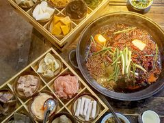 -芈重山老火锅(洪崖洞店)