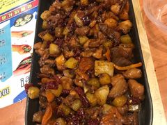 Mini版分米鸡-肥肥虾庄·金牌油焖大虾(杨园滨江时代walk店)