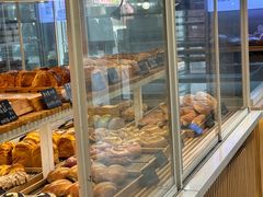 -焙丽拾光(麦凯乐直营店)