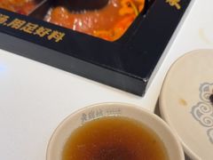 -老牌坊云南鱼豆花火锅(哈西万达店)