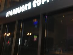 -星巴克(真如星光耀广场店)