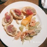 堂食后的第一次自助餐[调皮][胜利]