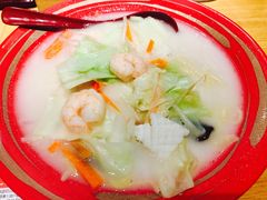 豚骨海鲜拉面-一心豚拉面烧肉(世纪汇店)