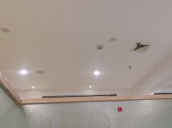 -塑青春&伊肤泉祛痘皮肤管理